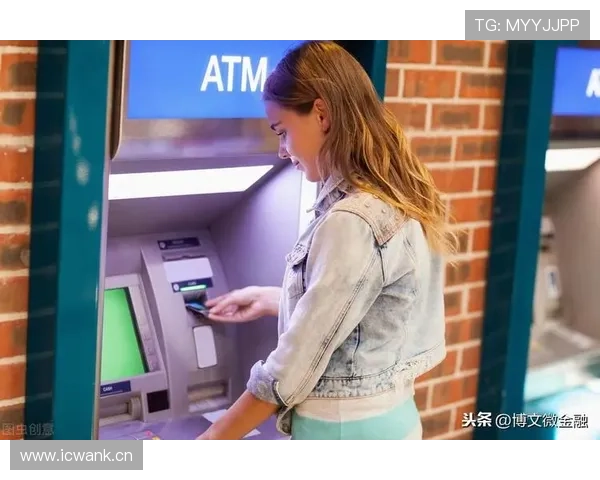 瑞安·洛赫特出来逛街那气场，让人第一反应就想查他信用卡限额